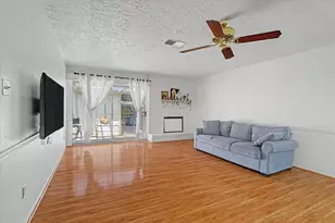 13090 Clarewood Dr, Houston, TX 77072 - Photo 10