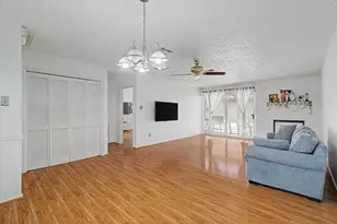 13090 Clarewood Dr, Houston, TX 77072 - Photo 6