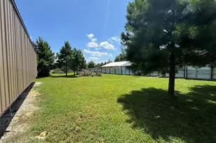 846 County Rd 3565, Cleveland, TX 77327 - Photo 16