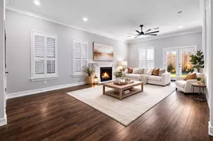 1834 Woodvine Dr, Houston, TX 77055 - Photo 4