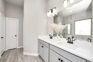 2114 Garden Arbor Ln, Tomball, TX 77375 - Photo 14