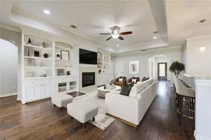 1713 Reverse St, Houston, TX 77055 - Photo 2