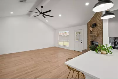 303 Knoll Forest Drive, League City, TX 77573 - Photo 4