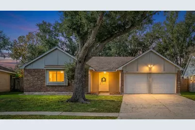 303 Knoll Forest Drive, League City, TX 77573 - Photo 46