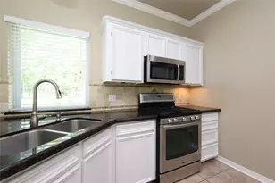 10034 Crestwater Cir, Magnolia, TX 77354 - Photo 20