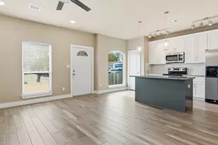 4431 Knoxville St, Houston, TX 77051 - Photo 4