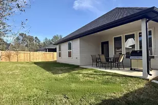 4529 Iguaza Fls Dr, Conroe, TX 77303 - Photo 10