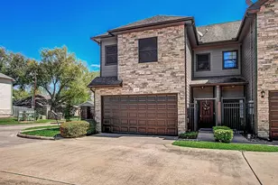 2303 Bermuda Shores Dr, Missouri City, TX 77459 - Photo 2