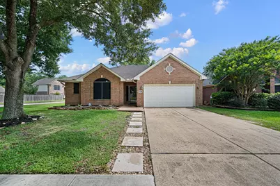4838 Aspen Drive, Pasadena, TX 77505 - Photo 1