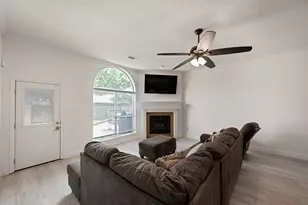 4838 Aspen Dr, Pasadena, TX 77505 - Photo 6