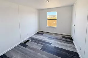 23038 White Hickory, Elmendorf, TX 78112 - Photo 8