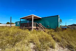 23038 White Hickory, Elmendorf, TX 78112 - Photo 16