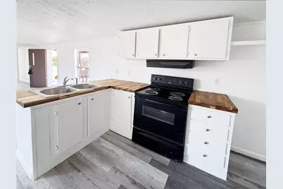 23038 White Hickory, Elmendorf, TX 78112 - Photo 4