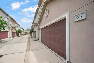 907 McKinney Park Ln, Houston, TX 77003 - Photo 6