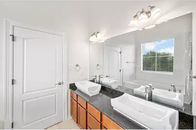 907 McKinney Park Lane, Houston, TX 77003 - Photo 22