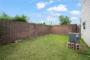 907 McKinney Park Ln, Houston, TX 77003 - Photo 34