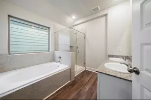 4010 Cusco Ln, Houston, TX 77045 - Photo 4