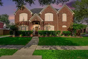 2515 Masters Dr, League City, TX 77573 - Photo 2
