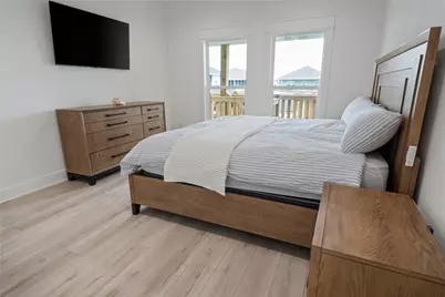 131 South Mae Cir S, Crystal Beach, TX 77650 - Photo 22