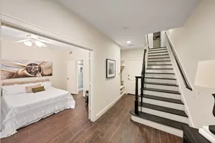 562 Bomar St St, Houston, TX 77006 - Photo 20
