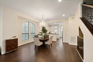 562 Bomar St St, Houston, TX 77006 - Photo 6