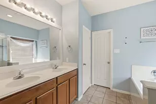 14127 Austin Hollow Ct, Houston, TX 77044 - Photo 20