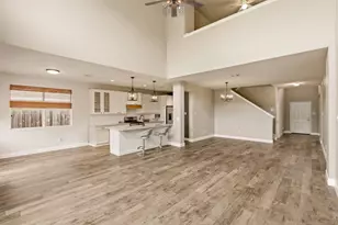 14127 Austin Hollow Ct, Houston, TX 77044 - Photo 10