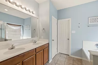 14127 Austin Hollow Court, Houston, TX 77044 - Photo 20