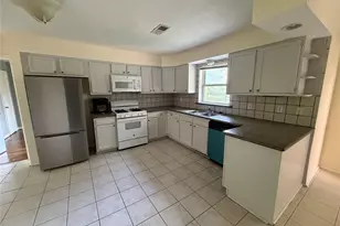 5223 Sanford Rd, Houston, TX 77035 - Photo 8