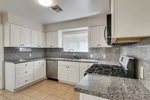 3015 Inwood Dr, Dickinson, TX 77539 - Photo 16