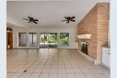 3015 Inwood Drive, Dickinson, TX 77539 - Photo 8