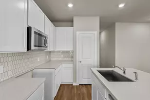 2907 Copper Fls Dr, Rosharon, TX 77583 - Photo 6