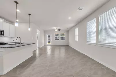 17554 Rosette Grass Drive, Conroe, TX 77385 - Photo 6