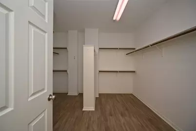 1502 Beaconshire Road, Houston, TX 77077 - Photo 30