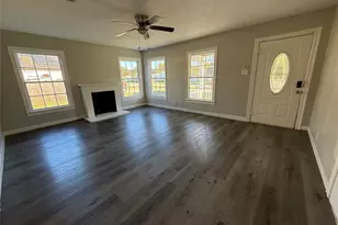 904 Stubbs St, La Marque, TX 77568 - Photo 2