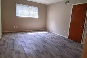 7205 Beechnut St, Houston, TX 77074 - Photo 6