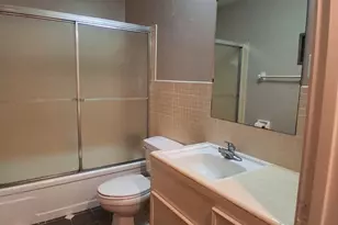 7205 Beechnut St, Houston, TX 77074 - Photo 10