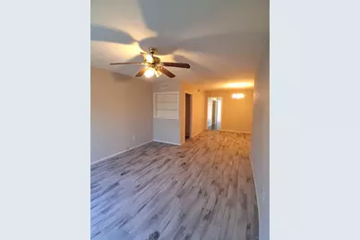 7205 Beechnut Street #A, Houston, TX 77074 - Photo 2