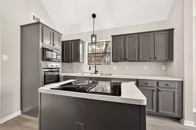 4906 Pleasure Lake Lane, Willis, TX 77318 - Photo 14