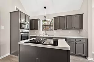 4906 Pleasure Lake Ln, Willis, TX 77318 - Photo 14