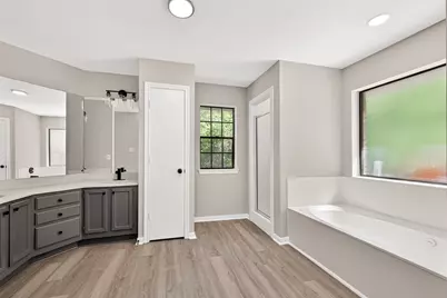 4906 Pleasure Lake Lane, Willis, TX 77318 - Photo 6