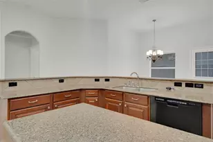 11511 Timberly Park Ln, Cypress, TX 77433 - Photo 10