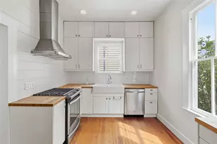 2121 Ursuline St, Galveston, TX 77550 - Photo 20