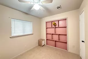 10807 Emery Dr, Houston, TX 77099 - Photo 4