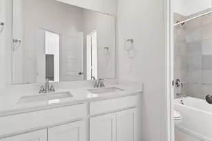 305 Pine Bay Ln, Montgomery, TX 77316 - Photo 8