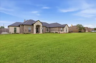 4619 Pineloch Bayou Dr, Baytown, TX 77523 - Photo 2