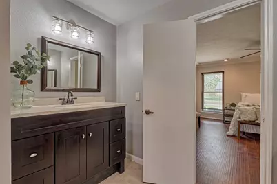 5823 Fair Forest Drive, Houston, TX 77088 - Photo 28