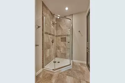 5823 Fair Forest Drive, Houston, TX 77088 - Photo 36