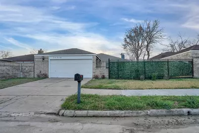 11710 Bowlan Lane, Houston, TX 77035 - Photo 1