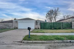 11710 Bowlan Ln, Houston, TX 77035 - Photo 1